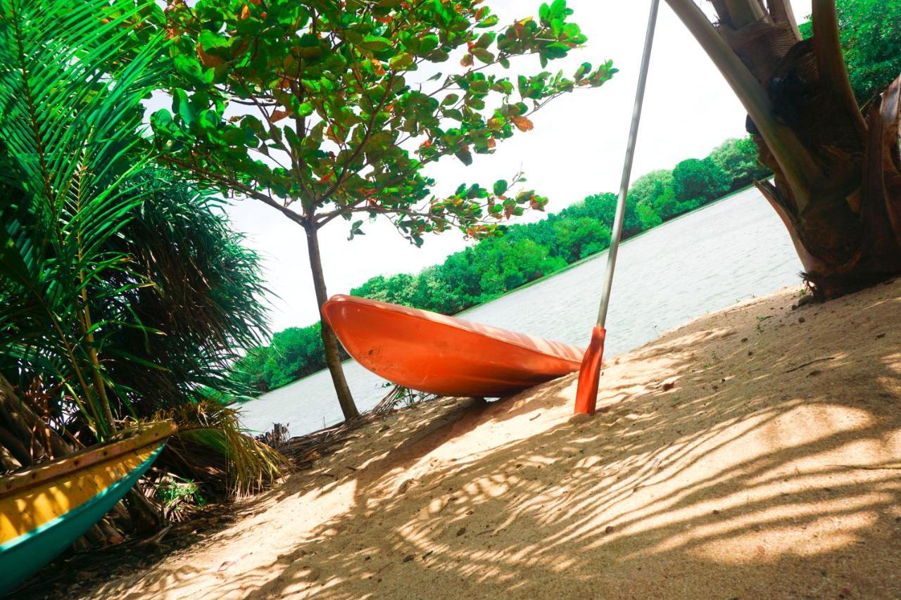Panorama Rock Cafe Bed & Breakfast Tangalle Exterior foto