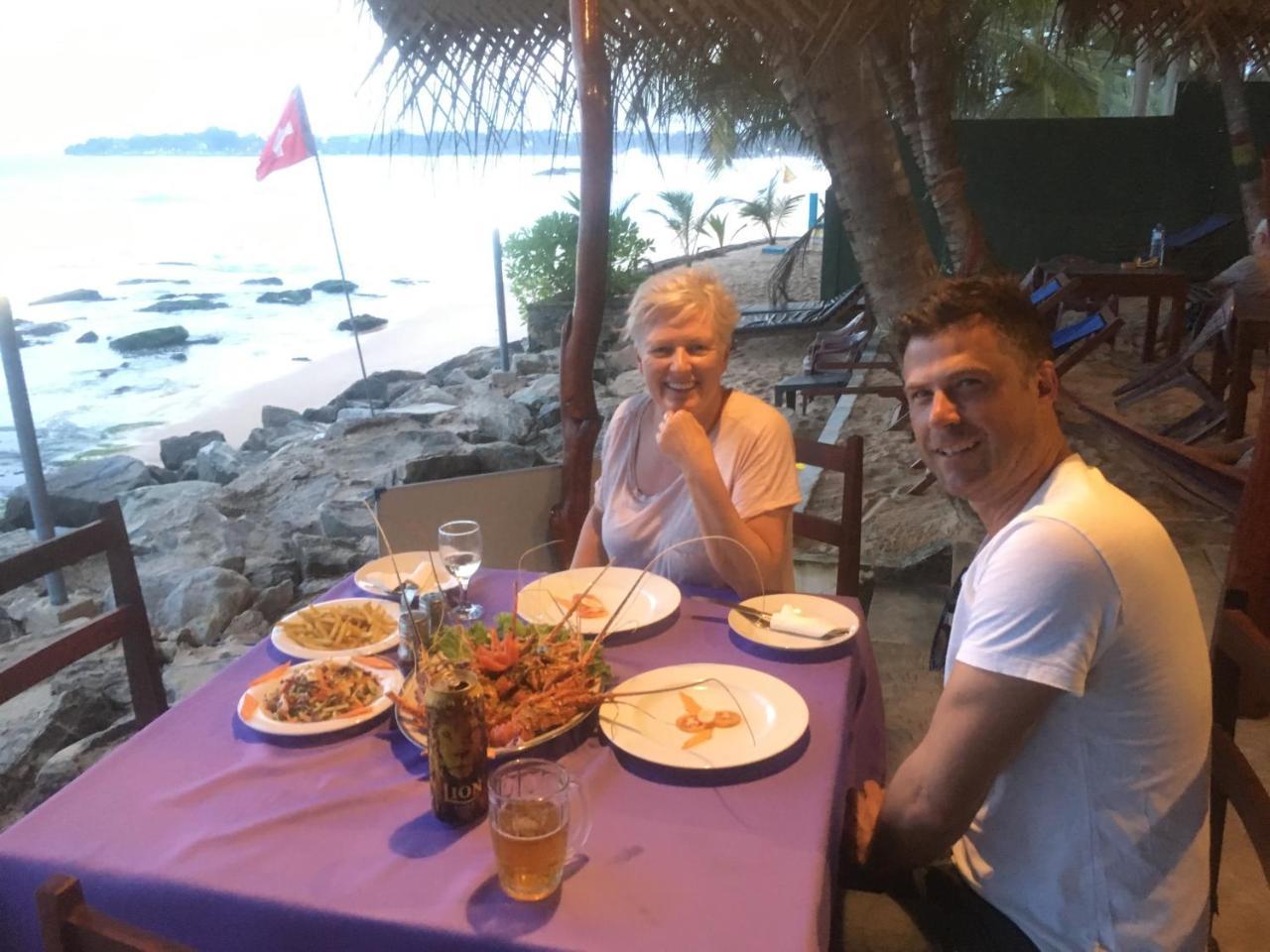 Panorama Rock Cafe Bed & Breakfast Tangalle Exterior foto