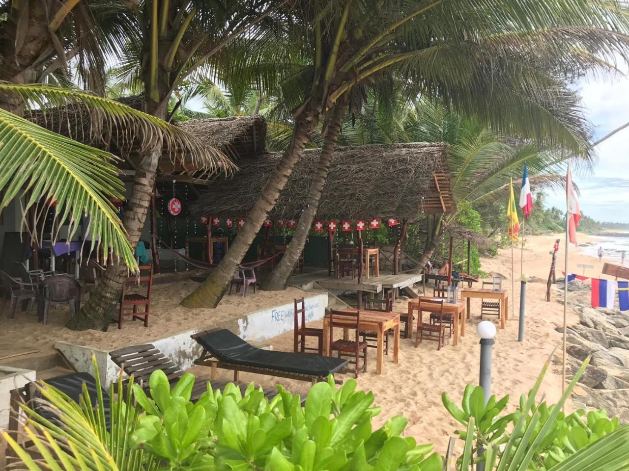 Panorama Rock Cafe Bed & Breakfast Tangalle Exterior foto