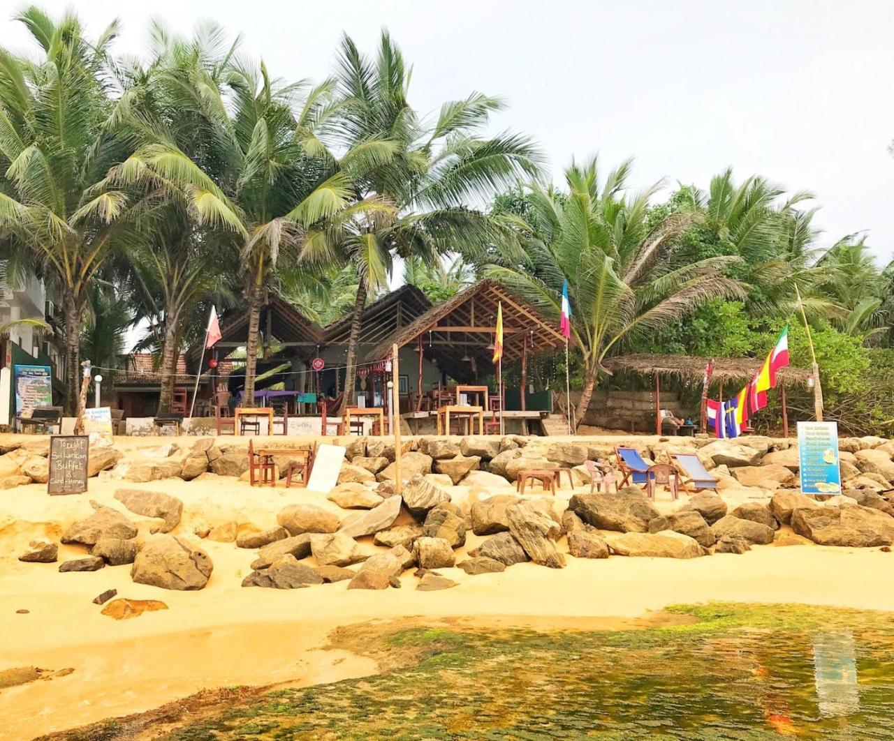 Panorama Rock Cafe Bed & Breakfast Tangalle Exterior foto